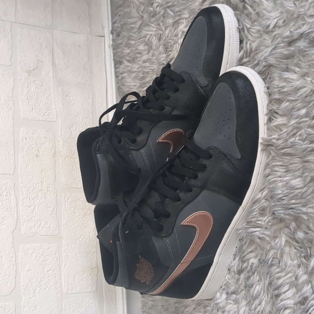 Air Jordan 1